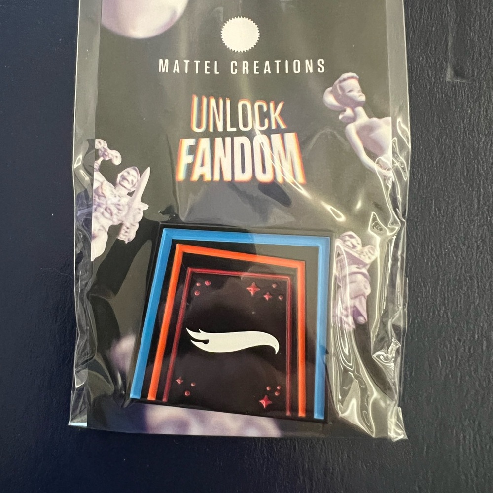 Mattel Creations Hot Wheels Pin Comic Con 2024